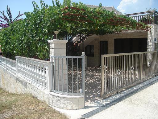Apartment Knez Τρογκίρ Εξωτερικό φωτογραφία